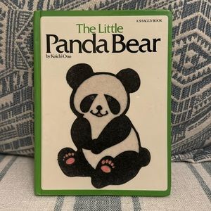 ☘️2/$10☘️The little Panda Bear, a shaggy book, hardcover/board book, 1982